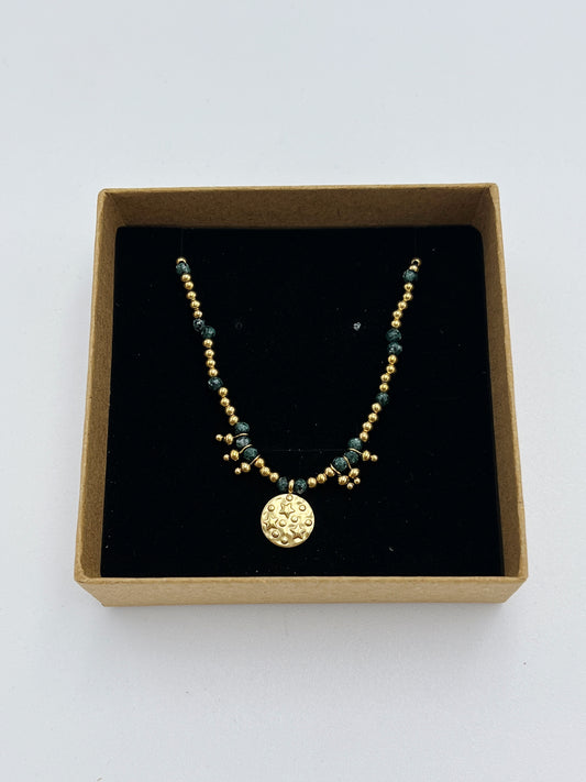 GOLD GREEN NECKLACE WITH PENDANT