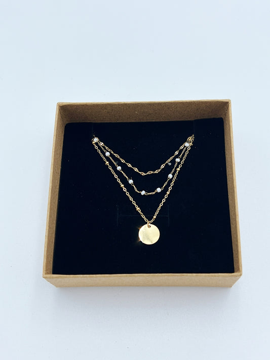TRIPLE GOLD WHITE NECKLACE
