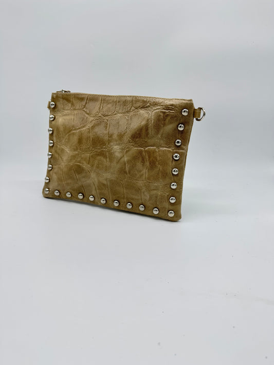 BEIGE STUDS CLUTCH