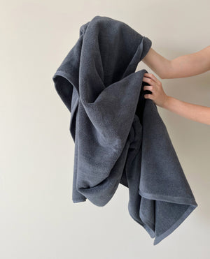 ASANA ZERO TWIST TOWEL 600 GRAY