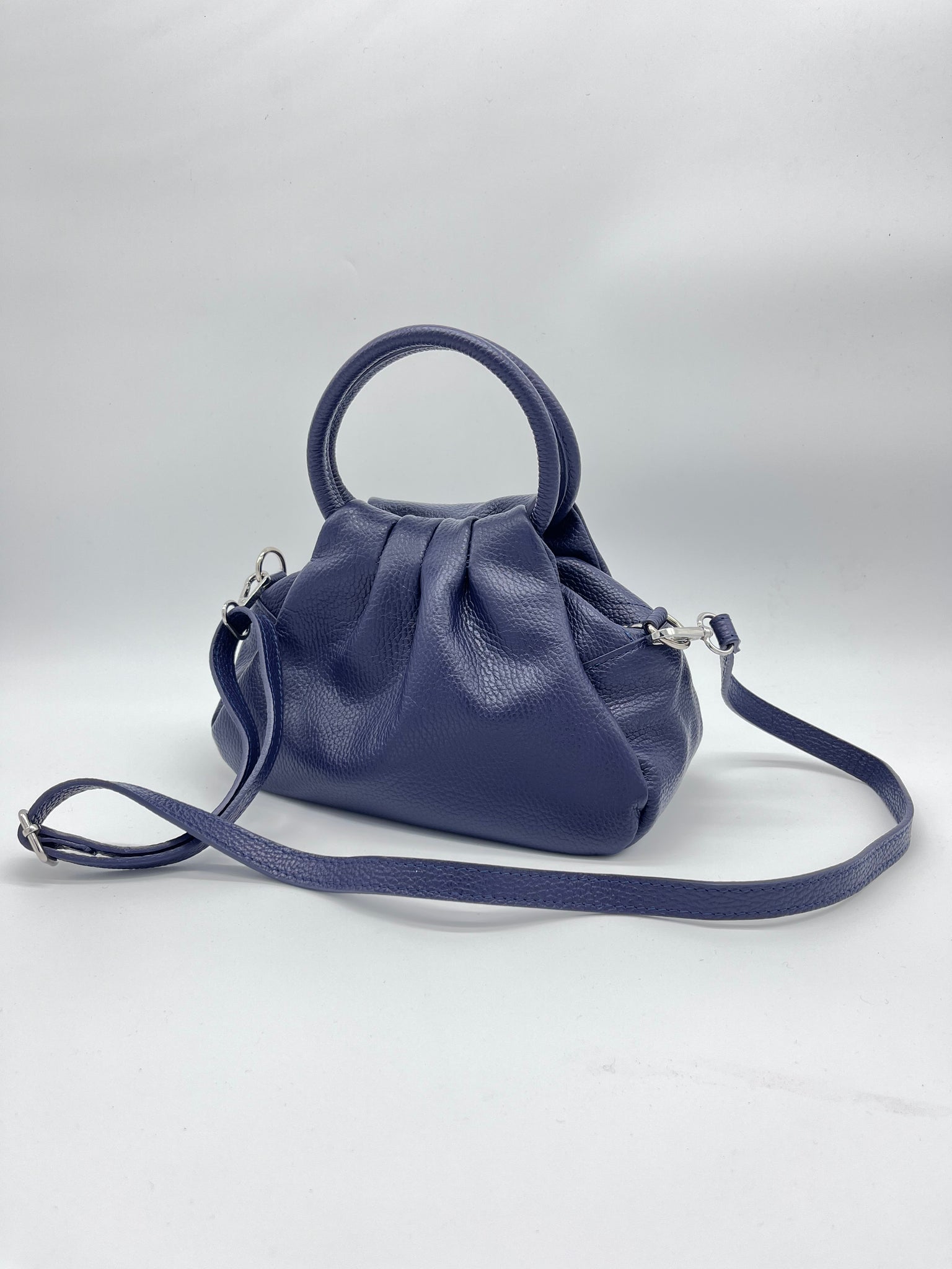 PURPLE SACO HAUDLES