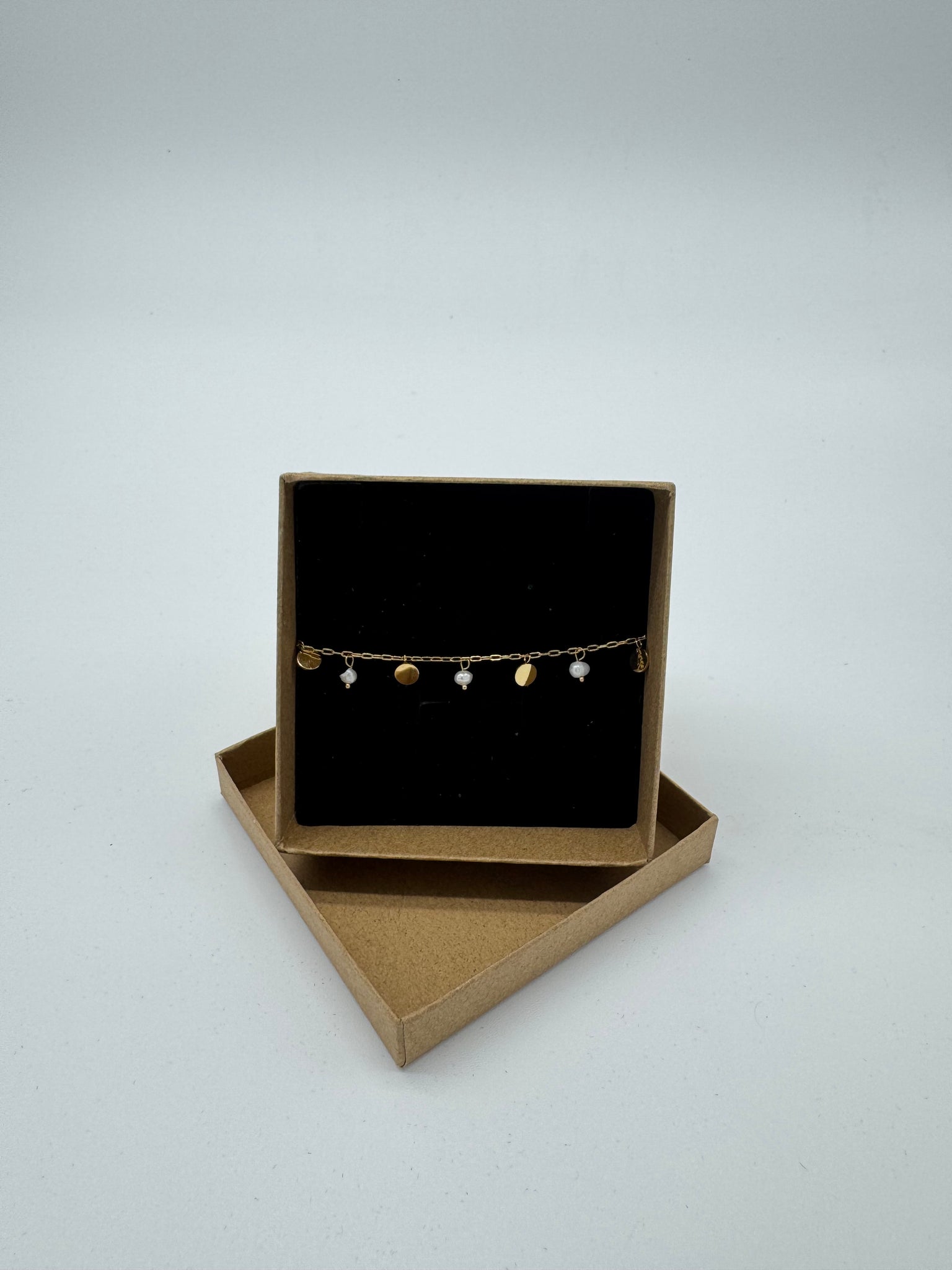 GOLD TINY PEARL BRACELET