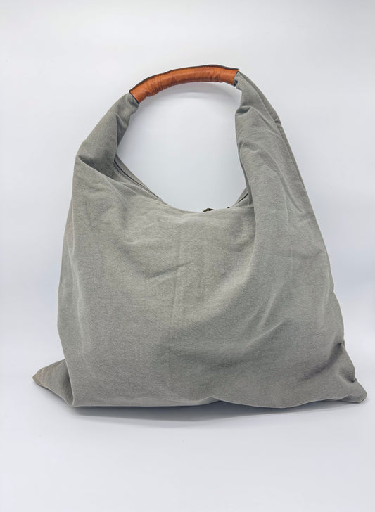 GREY SQUARE BAG