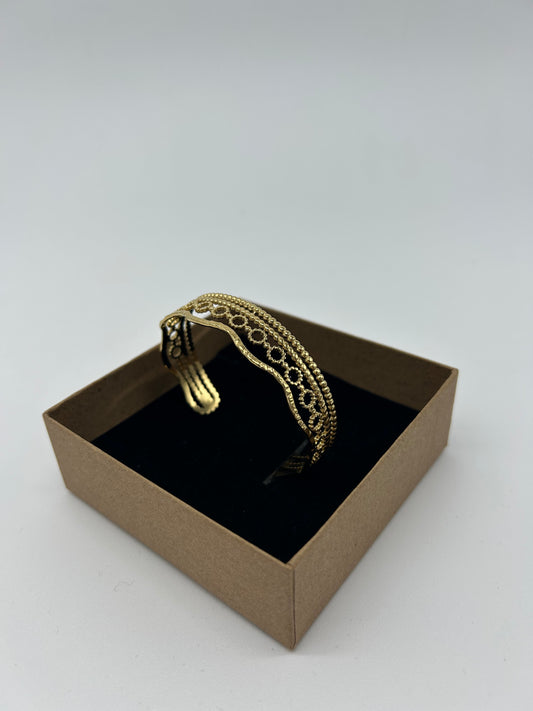 GOLD RIGID BRACELET