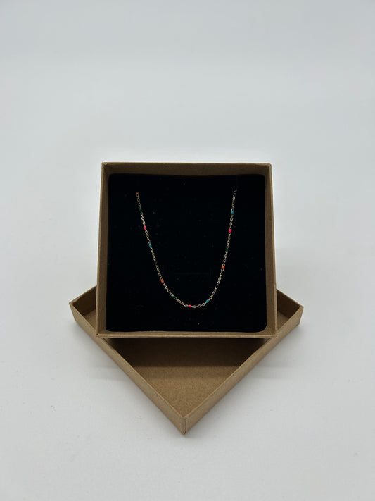 GOLD NECKLACE WITH COLORED BEADS