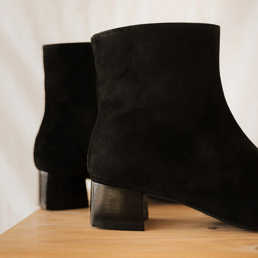 SILVIA BLACK SUEDE HEEL 4CM