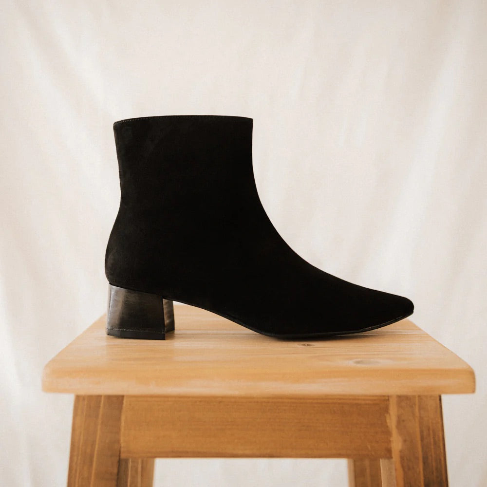 SILVIA BLACK SUEDE HEEL 4CM