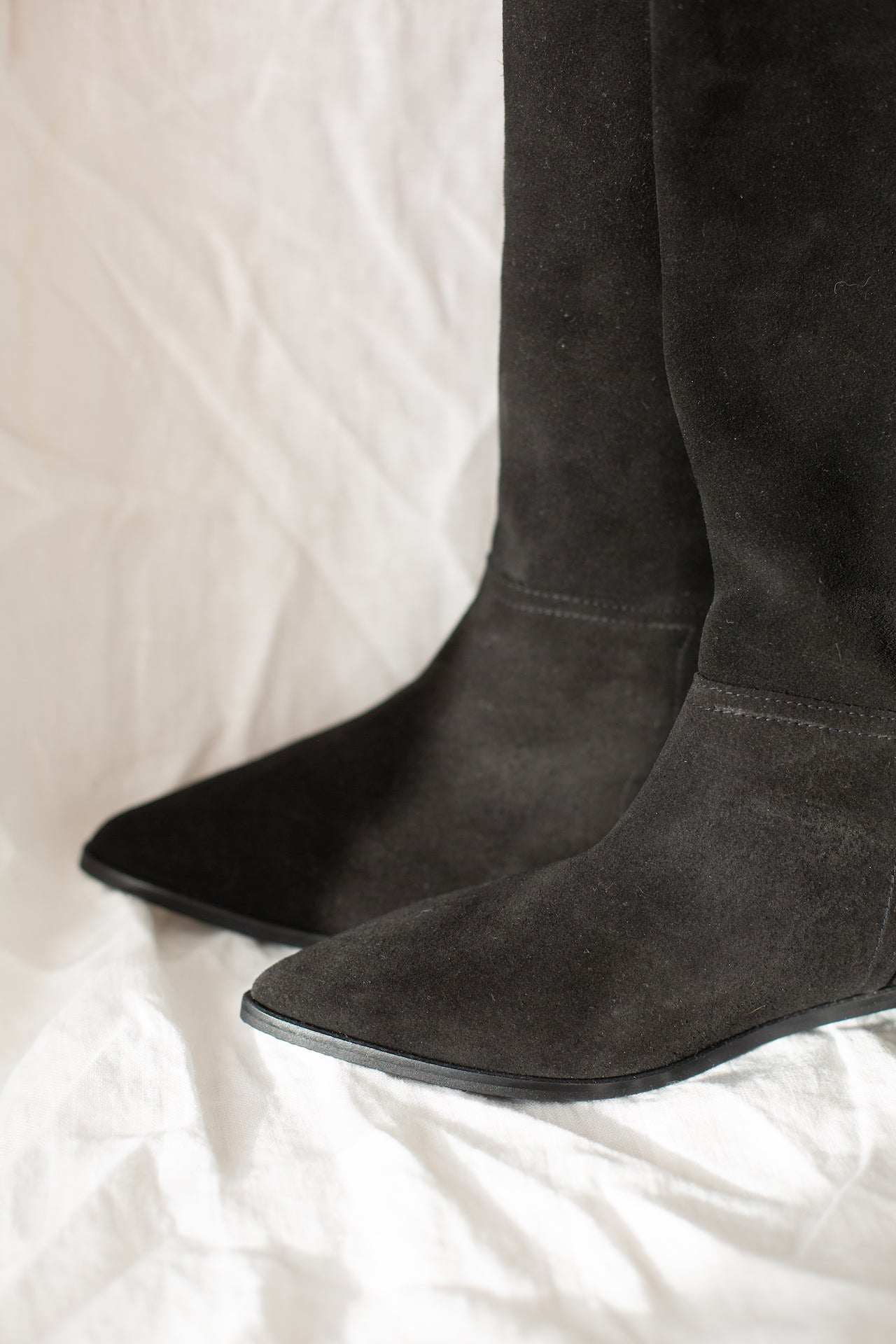 GLORIA BOOTS BLACK SUEDE HEEL 2CM