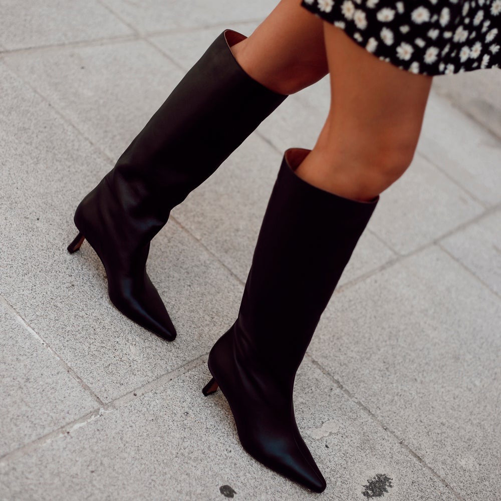 PEPA BLACK LEATHER BOOT HEEL MIDI 5CM