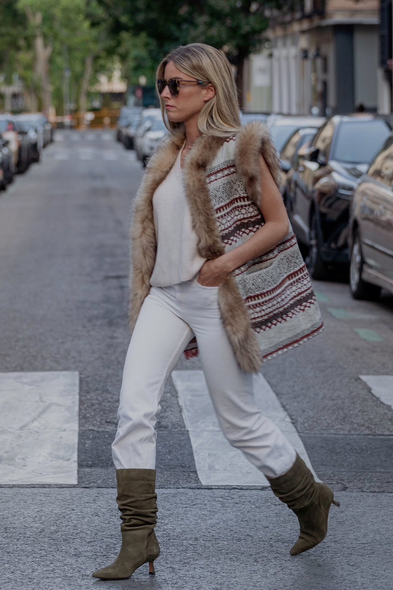 OSCAR BOOTIE KHAKI SUEDE MIDI HEEL 5CM