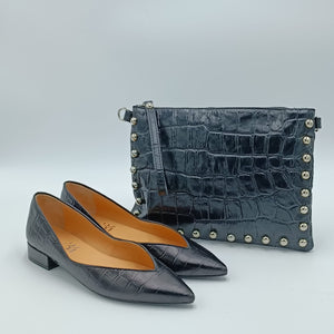 BLACK COCO STUDS