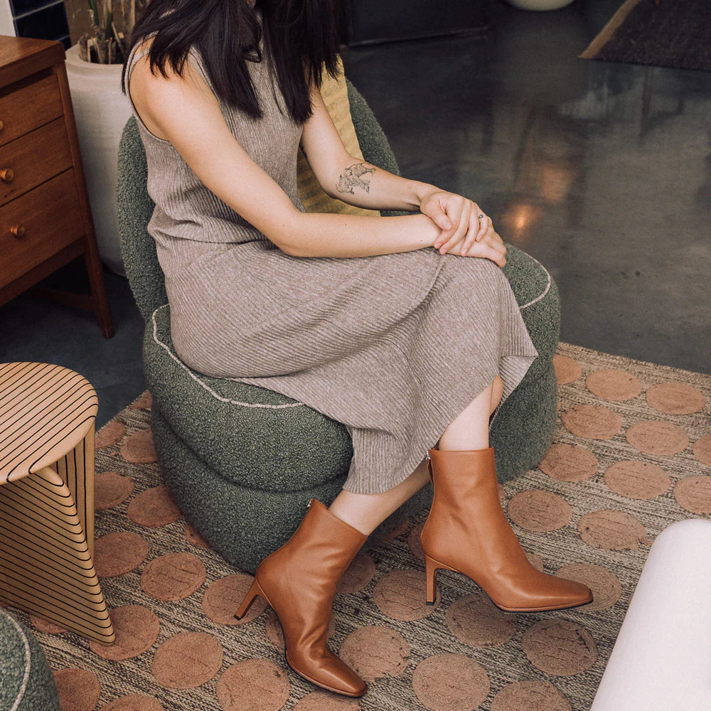 JIMENA ANKLE BOOT  BROWN LEATHER HEEL 7CM